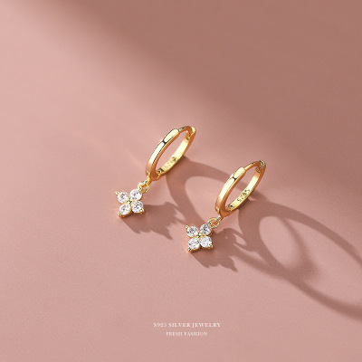 云小舒s925银花卉甜美耳扣韩版气质简约镶钻四叶花耳饰品直播批发送女朋友老婆情人节七夕生日礼物