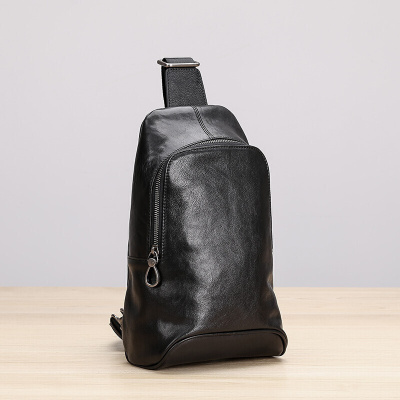 CCMVP品牌自营质量保证-CCMVP休闲品牌胸男韩版潮单肩休闲运动斜跨头层牛皮男士小背