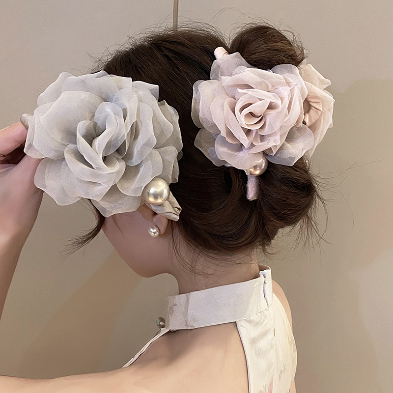 温柔花朵珍珠头发抓夹女高级感2025新款鲨鱼夹后脑勺盘发夹子发饰送女朋友老婆情人节七夕生日礼物