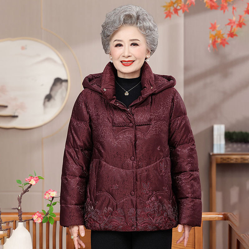 新款女装奶奶装棉衣女洋气中老年人衣服大码宽松老太太棉服短款冬