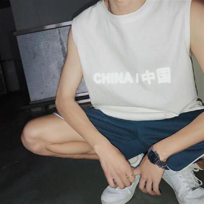 夏季欧美背心男ins学生个性帅气无袖潮牌坎肩健身运动梨桦嫣