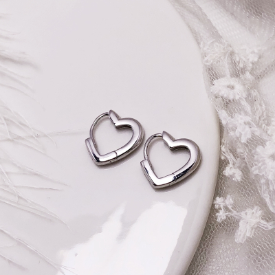 925纯银女圈圈桃心耳环女款耳圈个性气质日韩情侣耳饰心形耳扣送女朋友老婆情人节七夕生日礼物