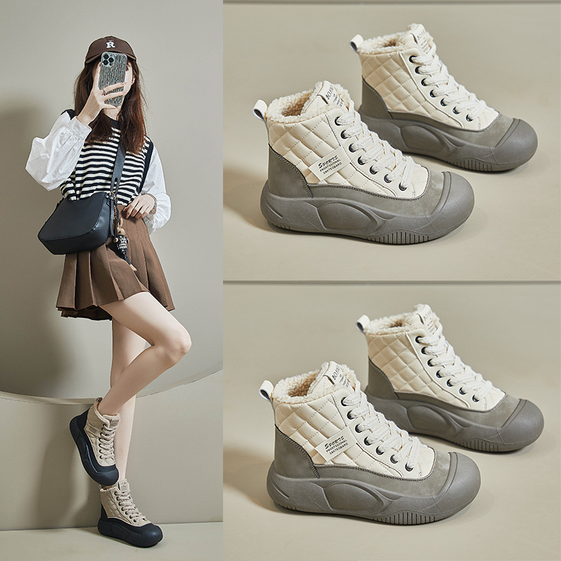 雪地靴女新款冬季百搭加绒加厚保暖马丁靴短筒棉鞋休闲