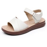 头层牛皮妈妈凉鞋大码夏季新款时尚女式皮凉鞋