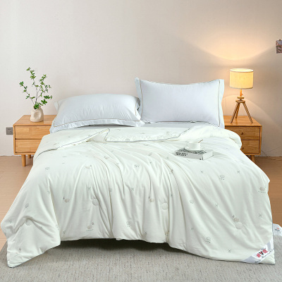 蚕丝滋养美肤被冬被四季被