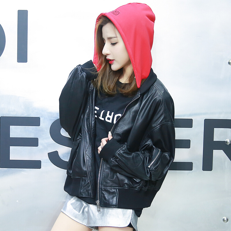 小红帽字母真皮机车皮衣女绵羊皮蝙蝠袖短款皮夹克秋外套黑色CYDDWQE