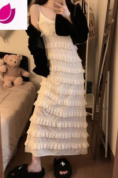 七斓法式木耳边吊带连衣裙女春装新款白色蛋糕裙宽松直筒长裙裙子套装