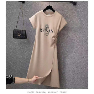 连衣裙女夏季新款设计感休闲中长款褶皱开叉修身显瘦短袖T恤裙子