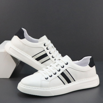 夏季男鞋新款真皮小白鞋打孔透气休闲鞋子男潮流一脚蹬懒人鞋