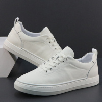 小白鞋男真皮四季款透气青少年休闲板鞋防滑简约百搭男鞋