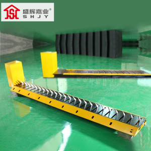 盛辉嘉业电动升降道刺路障单向减速带路障阻车机学校医院防闯地刺减速带定制