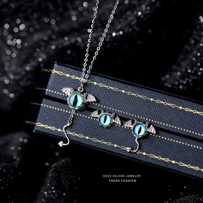 925纯银万圣节小恶魔项链创意恶魔翅膀吊坠小众个性伸缩动态设计送女朋友老婆情人节七夕生日礼物