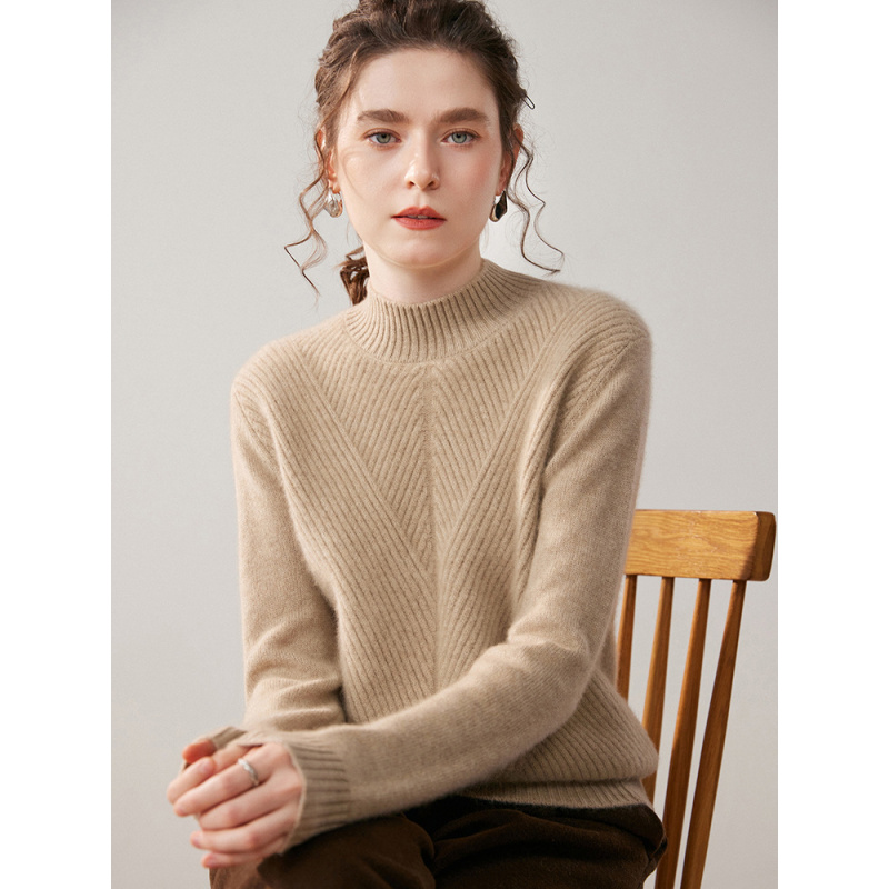 新款山羊绒衫女半高领菱纹秋冬软糯亲肤显瘦百搭针织打底衫毛衣女