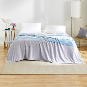 罗莱家纺秋季1.5m床毛毯化纤材质150*200厘米轻盈保暖舒适设计