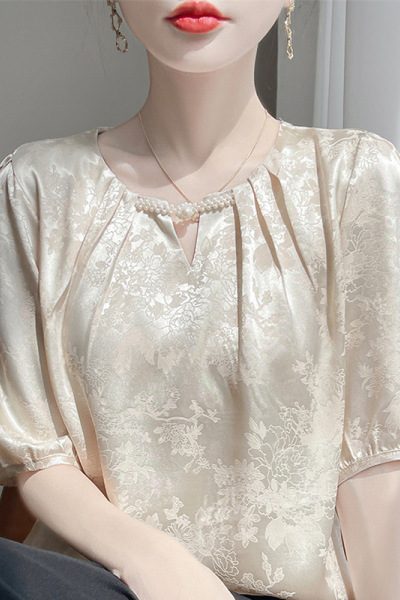 丝绸缎面2026春夏季新款女装圆领短款T恤薄款打底衫减龄短袖上衣