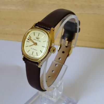 货经典老库存手表天津手表厂生产珠峰牌女士机械表小巧精致女表同款