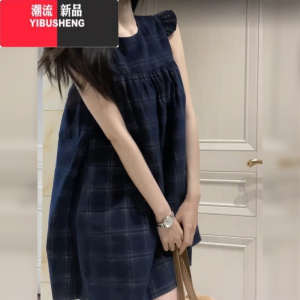 YIBUSHENG茶歇法式小个子飞袖连衣裙女季2024新款复古格子宽松无袖娃娃裙