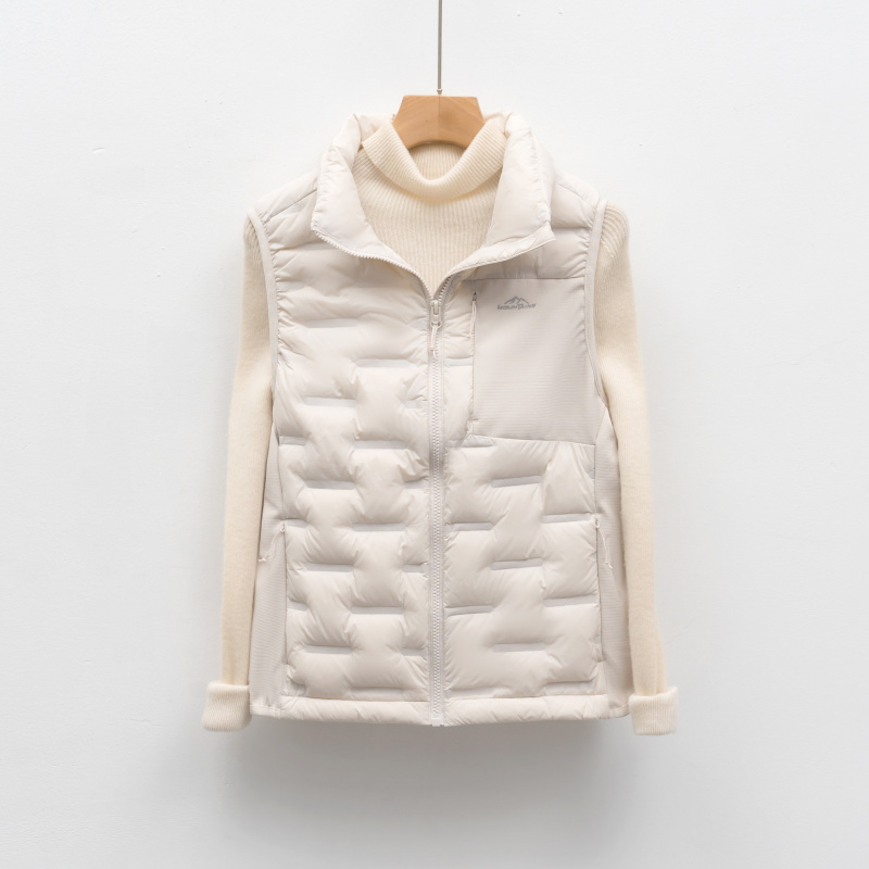 90绒新国标户外轻薄羽绒马甲女秋冬短款立领保暖上衣外套