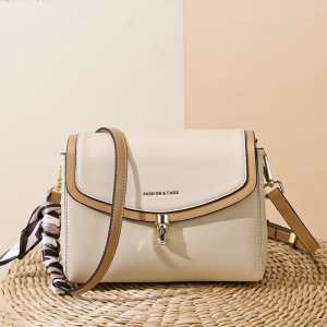 包包女2022新款女士单肩斜跨包简约质感软皮大容量女包