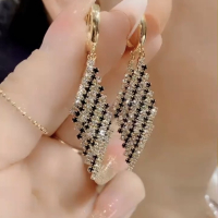 网红超闪微镶满钻菱形耳环女2025新款时尚气质百搭显脸瘦高级耳饰送女朋友老婆情人节七夕生日礼物