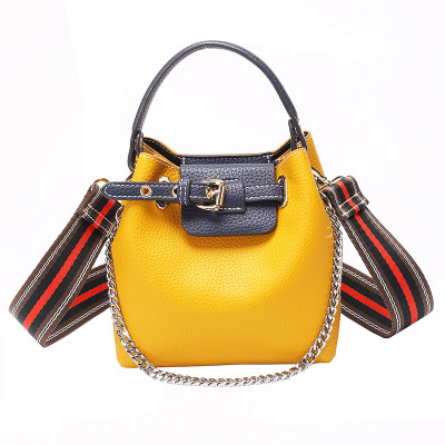 爱丽威廉(ailiweilian)女士单肩包女2020款小清新小包经典款子母包撞色手提单肩斜挎精品女包PU水桶包