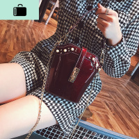 包包女2020网红新款潮韩版百搭镜面链条斜挎水桶包时尚手提单肩包NEW LAKE女士单肩包