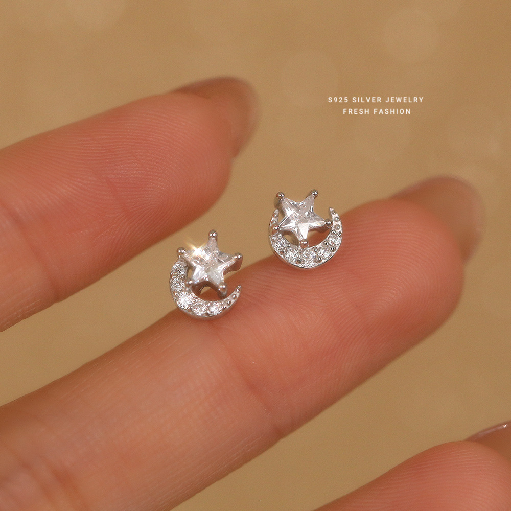 月亮星星耳钉女s925纯银轻奢闪亮锆石简约小众设计感韩版耳饰批发送女朋友老婆情人节七夕生日礼物
