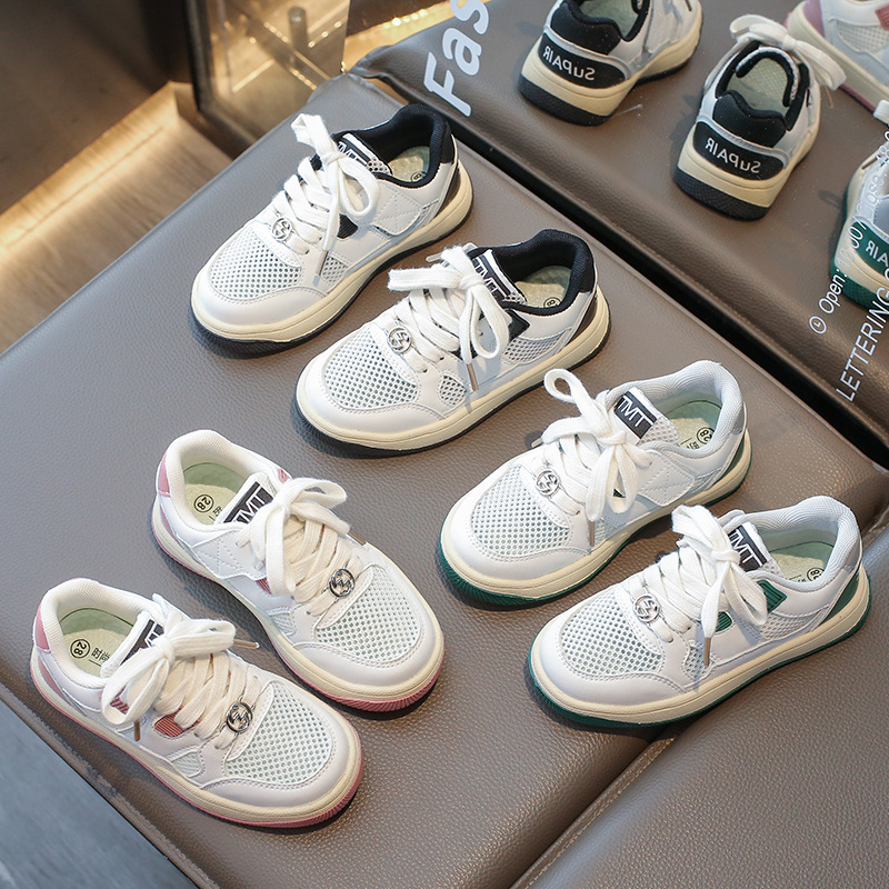 儿童运动休闲单网鞋2026年春夏季新款跑步鞋男女童鞋运动单网板鞋