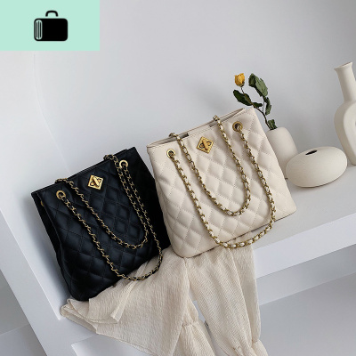 大容量包包女2020新款时尚洋气菱格链条水桶包韩版百搭斜挎单肩包NEW LAKE女士单肩包