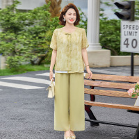 2026年女装新款妈妈装夏季薄款套装女时尚中老年女休闲50岁两件套