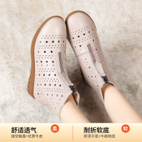 真皮镂空凉靴女2026春夏透气平底女鞋妈妈鞋复古软底马丁靴洞洞靴