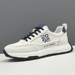 男生头层牛皮白色板鞋男款潮鞋欧洲站男鞋男士厚底百搭运动休闲鞋