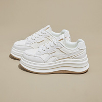 秋季新款小白鞋ins韩版女学生板鞋运动跑步厚底增高休闲