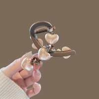 2024新款高级感珍珠抓夹女后脑勺ins风水晶中号鲨鱼夹头饰发卡送女朋友老婆情人节七夕生日礼物