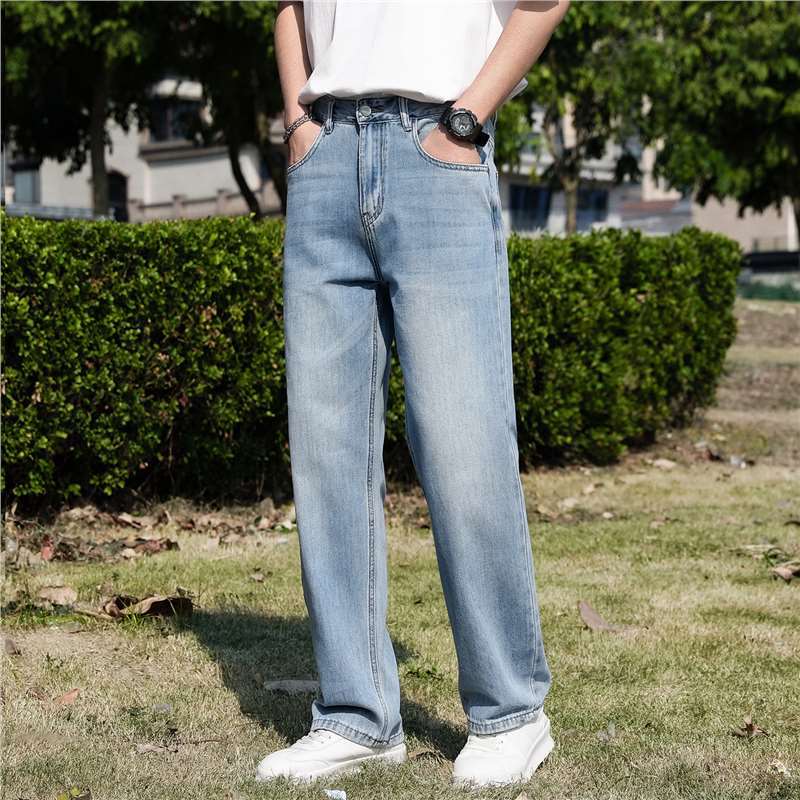 时尚牛仔牛仔裤男士2026年春季新款垂顺直筒宽松百搭浅色休闲裤男