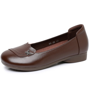 圆头真皮浅口奶奶鞋女年春季新款软底低跟四季鞋柔软牛皮女鞋