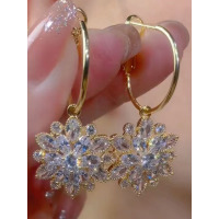 2025新款潮耳坠锆石水晶花朵水钻耳环气质百搭洋气时尚小众耳饰女送女朋友老婆情人节七夕生日礼物