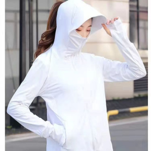 防晒衣女冰丝防紫外线夏季新款服薄款透气带帽潮流骑车短外套