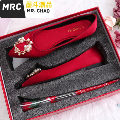 红色婚鞋2020新款秀禾结婚新娘中式平底孕妇大码40女鞋41红秀禾43墨斗潮品休闲鞋