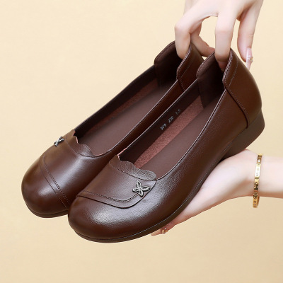 圆头真皮浅口奶奶鞋女年春季新款软底低跟四季鞋柔软牛皮女鞋