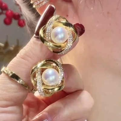 奢华仿珍珠耳钉2025银针耳环高档时尚气质小众超闪洋气轻奢耳饰女送女朋友老婆情人节七夕生日礼物