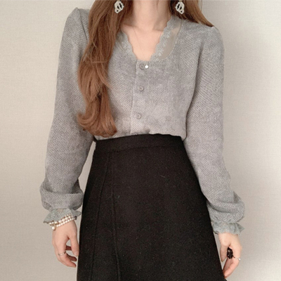 广赫韩国chic洋气设计感蕾丝钩花V领拼接上衣宽松泡泡袖单排扣衬衫女衬衫