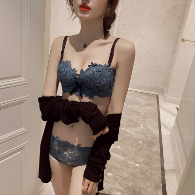 可莉允内衣套装女聚拢透气无钢圈小胸性感上托蕾丝边调整型少女薄款文胸文胸套装