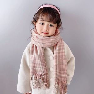 儿童围巾女童秋冬季韩版毛球格子围脖男童加厚保暖婴儿围巾