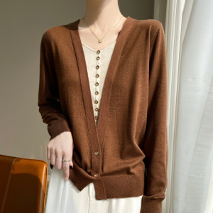 拼色羊毛开衫外套女V领外搭秋冬针织衫女韩新款长袖假两件毛衣版