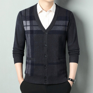 秋冬新款格子长袖开衫中年加厚商务开衫外套秋冬时尚男式羊毛衫