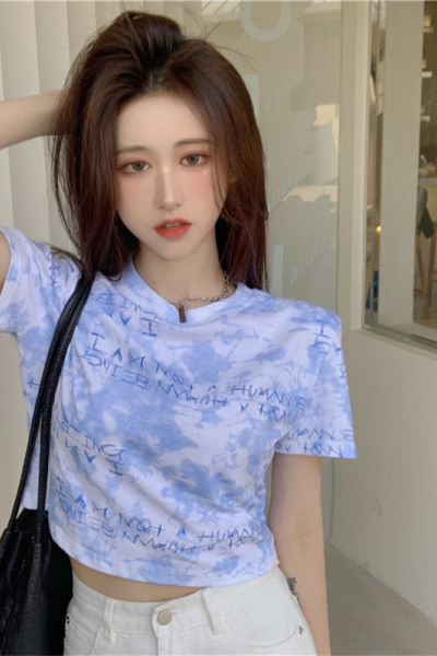 字母扎染短款女式上衣短袖T恤女ins潮夏季休闲打底衫女装