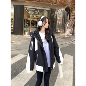 户外冲锋衣女年春秋季新款拼接撞色登山服休闲夹克高级感外套