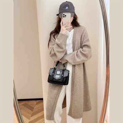 [清仓1折价52.9元,不叠加优惠券]秋唐狮冬V领净色开衫外套简约百搭高级感温柔简约