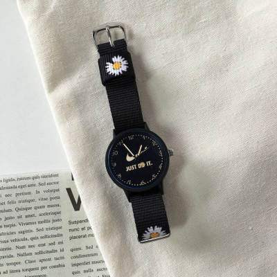 小雏菊手表ins风GD同款学生韩版简约帆布带腕表创意情侣闺蜜手表同款